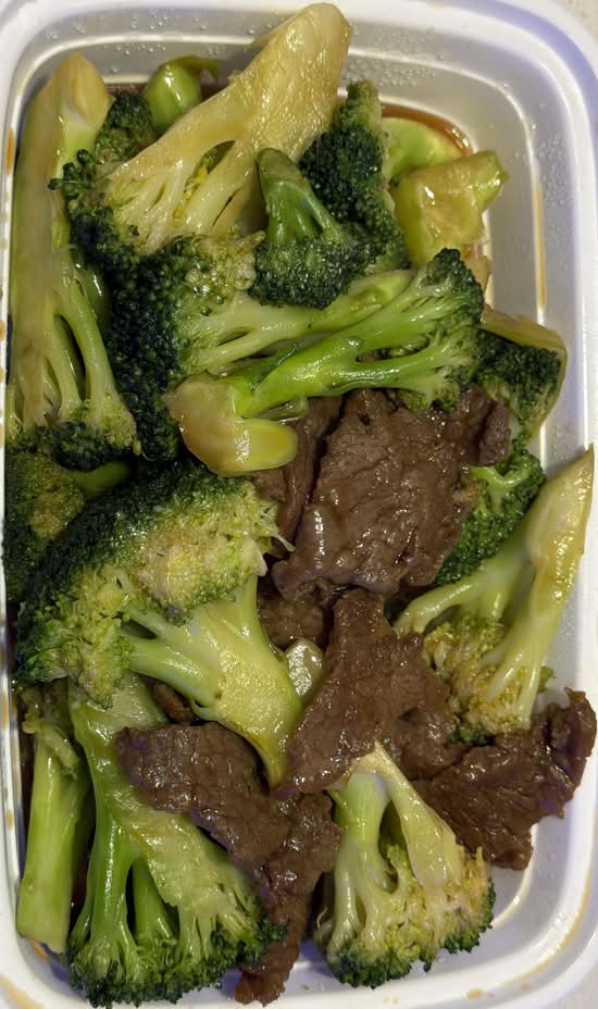 40D- stir fried beef & broccoli 牛肉西兰花